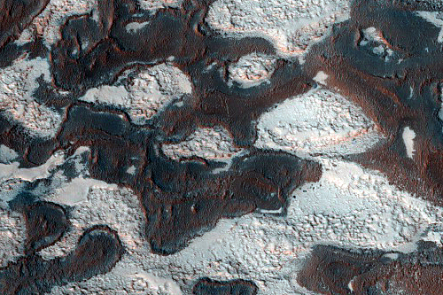 North Polar Cavi Scarp with Unconformity (PSP_010716_2640) - Credit: NASA/JPL/University of Arizona